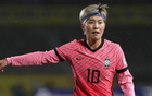 韩国女足胜2-0夺冠，中国亚军。