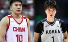 男篮亚洲杯中韩对决，王俊杰VS李贤重，郭士强守卫三分线。